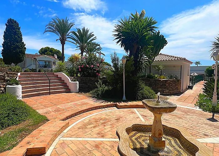 Apartment Patio Alcornocal By Residea Estepona