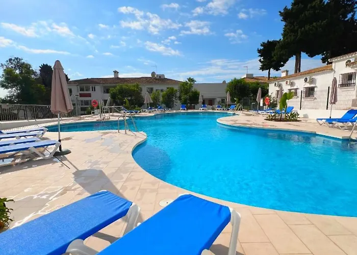 Apartment Patio Alcornocal By Residea Estepona