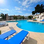 Apartment Patio Alcornocal By Residea Estepona