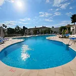 Apartment Patio Alcornocal By Residea Estepona