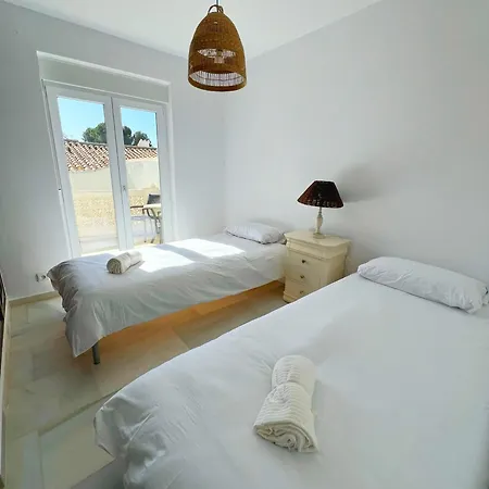 Apartman Patio Alcornocal By Residea *