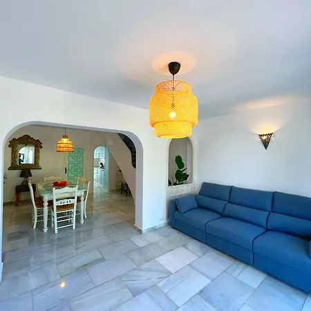 Patio Alcornocal By Residea Estepona