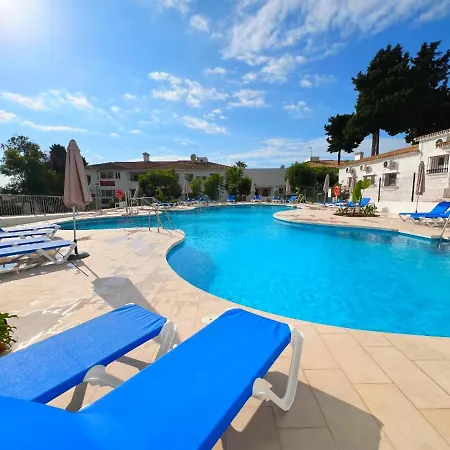 Apartman Patio Alcornocal By Residea Estepona