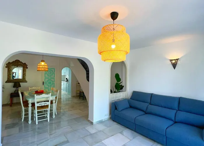 Patio Alcornocal By Residea Estepona