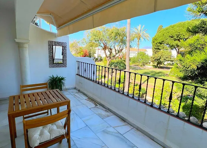 Patio Alcornocal By Residea Apartment *