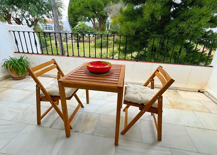 Patio Alcornocal By Residea Διαμέρισμα *