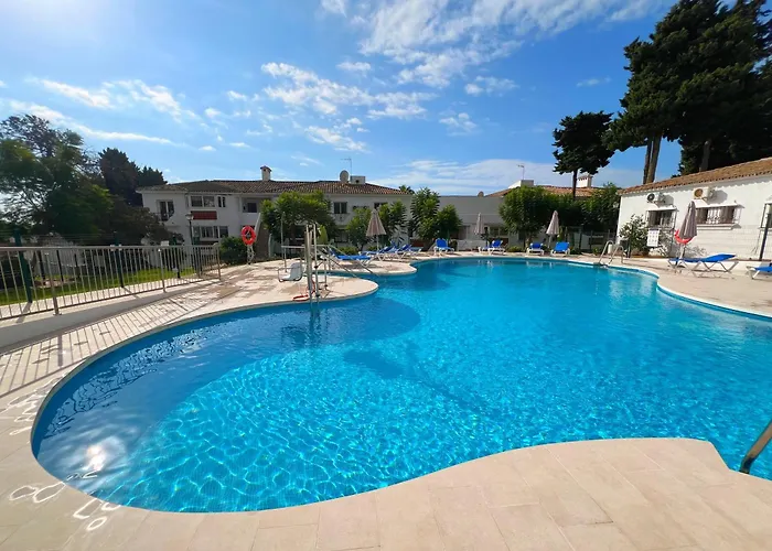 Patio Alcornocal By Residea