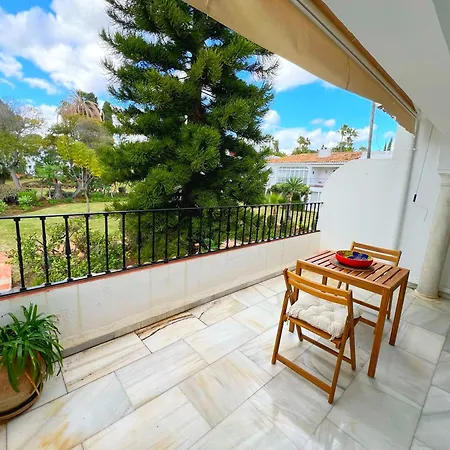 Patio Alcornocal Apartment